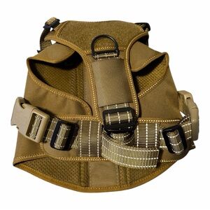 Icefang is Tactical Dog Harness in Olive M